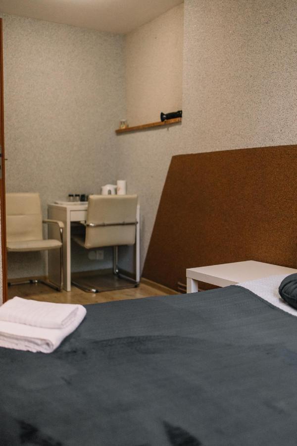 West13 Guest Rooms Krakow Luaran gambar